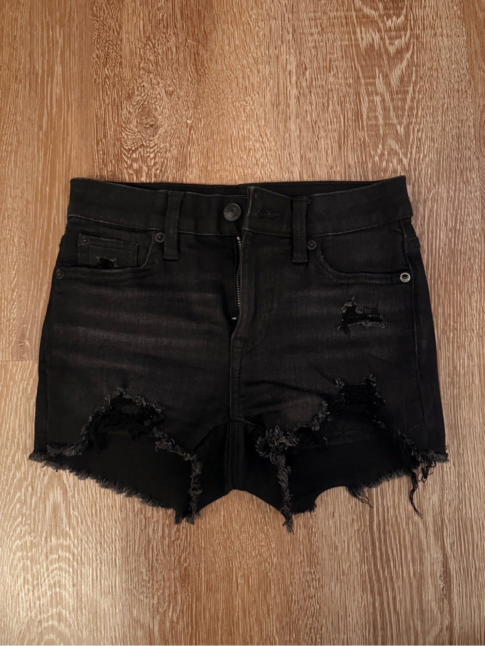American Eagle black high waisted shorts 
Size 23 / 000